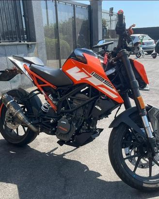 MOTO KTM DUKE 125