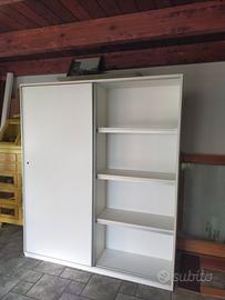 armadio scorrevole bianco
