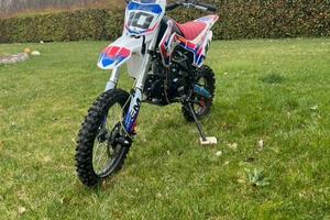 Pit bike 125 lem
