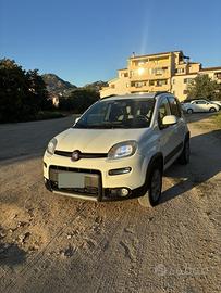 Fiat panda 4x4 1.3 mtj 95 cv 2016