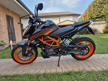 KTM 125 Duke - 2023