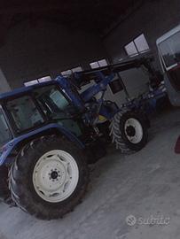 Trattore New Holland T5070