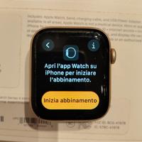 Apple Watch Series 4 44mm con cinturino Milanese 