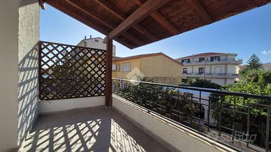3 LOCALI A CAPOTERRA