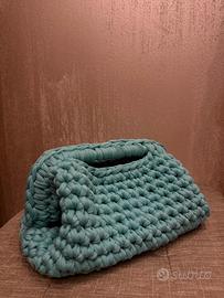 Borsa all’uncinetto color Tiffany
