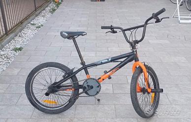 Bicicletta BMX