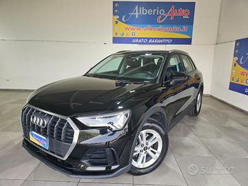AUDI Q3 35 TDI quattro S tronic Business Advance