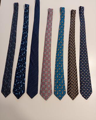 Stock cravatte Hermes originali 