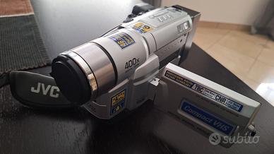 videocamera JVC Compact VHS