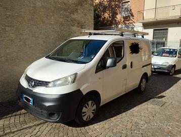 Furgone NISSAN NV200