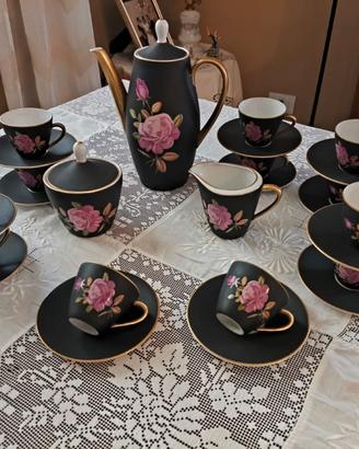 Servizio  completo da caffè nero e oro zecchino