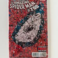 The Amazing spider-man #700 Signed by Stan Lee