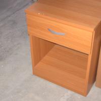 2 COMODINI CON CASSETTO