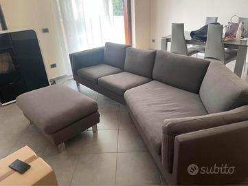 Divano Calligarig con pouf