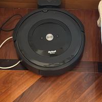 Robot aspirapolvere Roomba E5