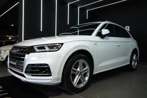 AUDI Q5 35 TDI S TRONIC S LINE PLUS