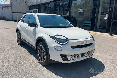Fiat 600 Hybrid 110 CV DCT MHEV La Prima