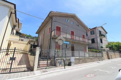 CASA INDIPENDENTE A SPOLTORE
