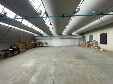 CAPANNONE A ORIO AL SERIO