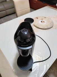 Macchina caffè Nespresso.