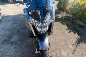 moto Honda Integra 750