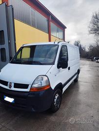 Renault master