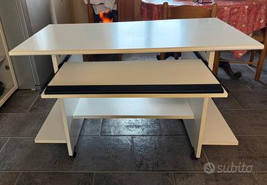 Scrivania con rotelle