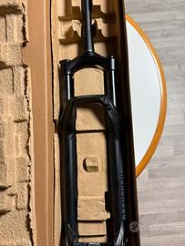 Forcella  ROCK SHOX MTB  recon 140mm