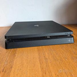 PS4 funzionante con controller+ gioco GTA5