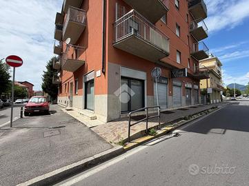 NEGOZIO A BERGAMO