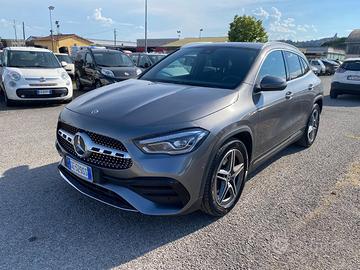 MERCEDES-BENZ GLA 200 d Automatic Premium AMG LI