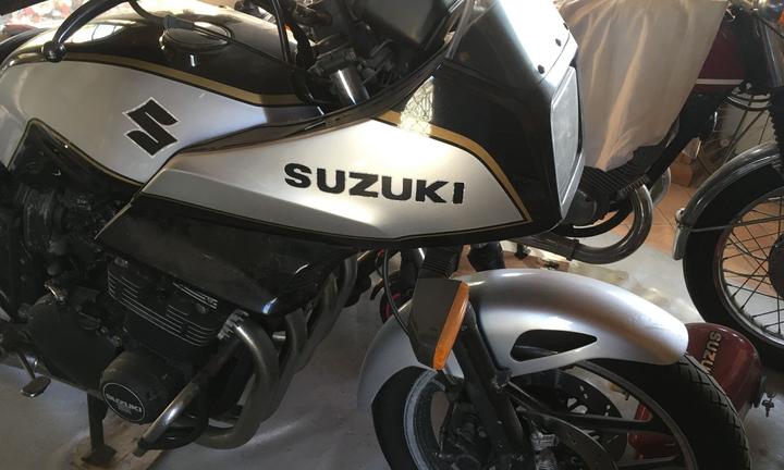 Suzuki GSX 1100 ES 1983 ricambi