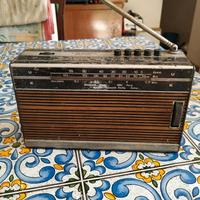 Radio d'epoca anni 70 funzionante