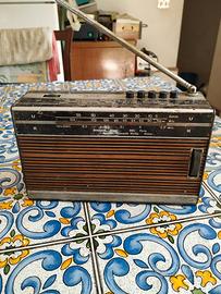 Radio d'epoca anni 70 funzionante