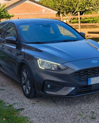 Ford Focus ST-Line