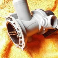 Pompa scarico lavatrice Indesit Ariston