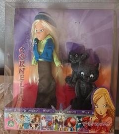 Bambola Cornelia delle Witch