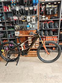 Orbea Wild Carbon 2025 Bosch CX5 120NM750WH Large