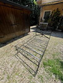 Coppia di letti singoli in ferro ANTICHI