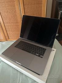Macbook Pro 16’ pollici
