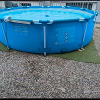 Piscina fuori terra intex