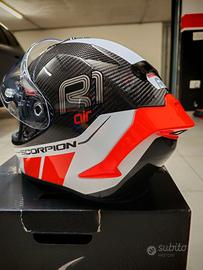 Casco Scorpion Exo-R1 carbon air corpus 2