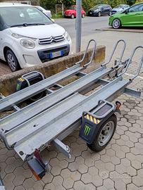 Cartello porta moto cresci