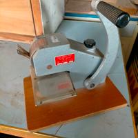 marcatrice manuale a secco