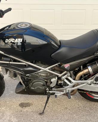 DUCATI MONSTER 900 S