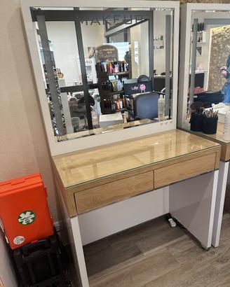 postazione make up