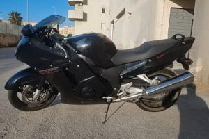 Honda CBR 1100 XX Super Blackbird (1996) Carb.tori