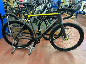ebike gravel ORBEA GAIN M20 1X carbon usato tg L