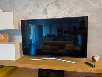 Samsung Smart TV 55” 4K UHD UE55MU6120K