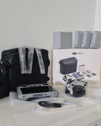 DJI MINI 3 Fly More Combo (DJI RC) – COME NUOVO